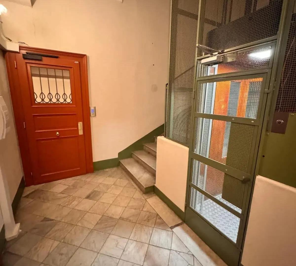 Central Studio With Mezzanine 3 Minutes To Sea Nice 0*,  France