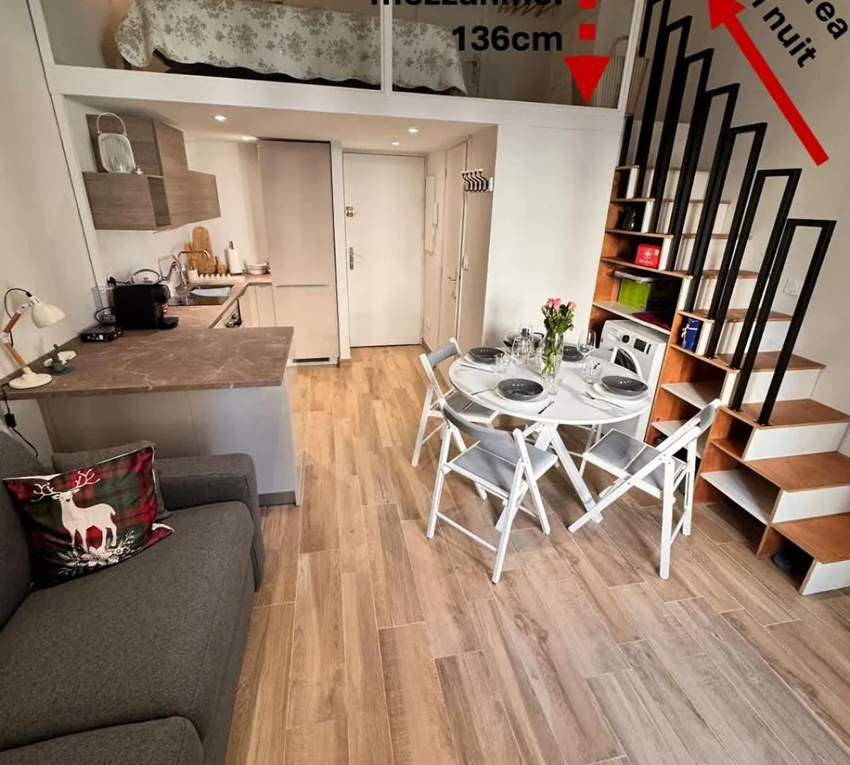 Central Studio With Mezzanine 3 Minutes To Sea Nice Holiday home